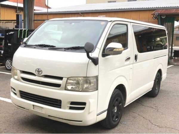 Toyota Hiace  KDH200 - Image 5